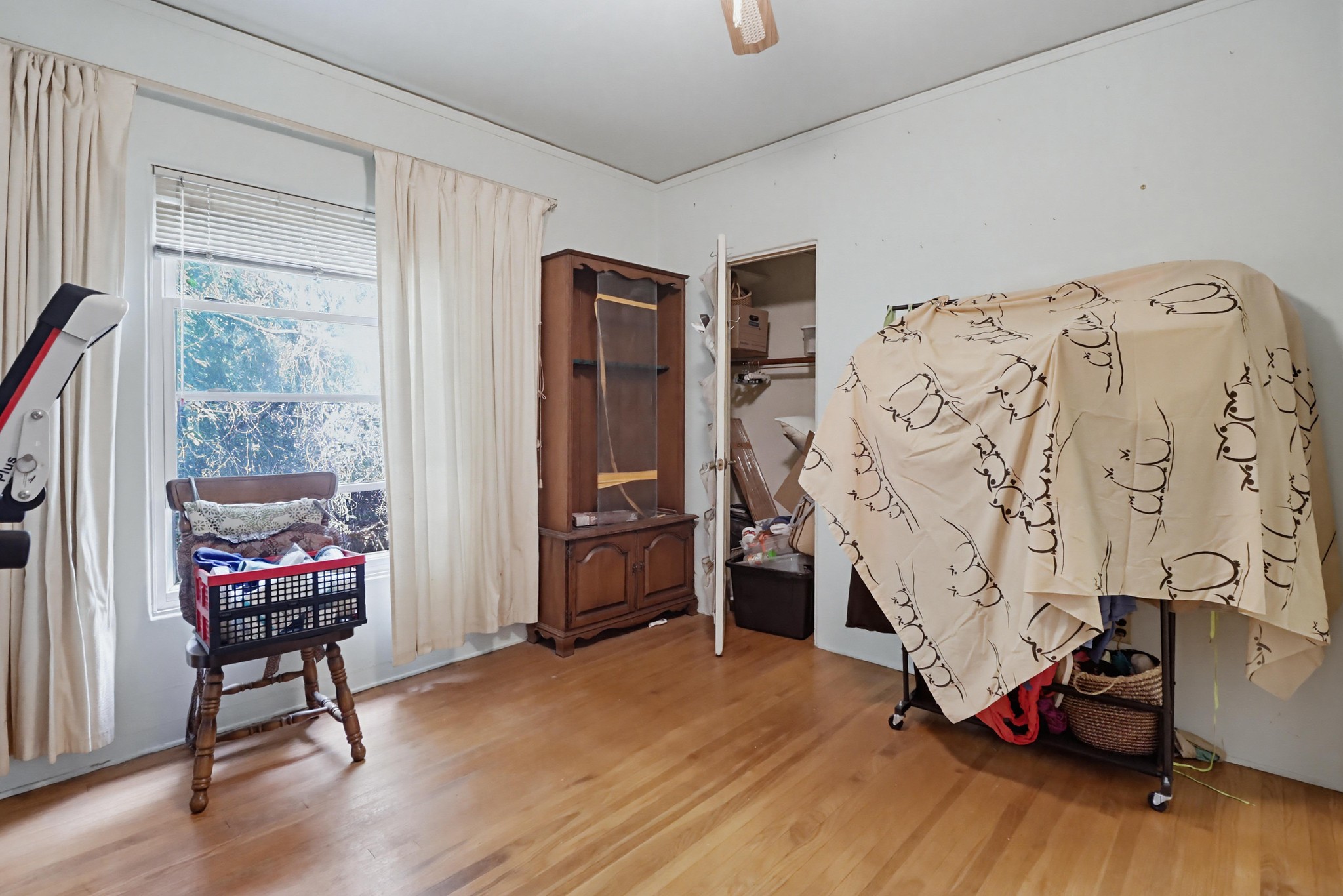 Virtual tour photo 27 of 56 for 7107 Suerich Ln