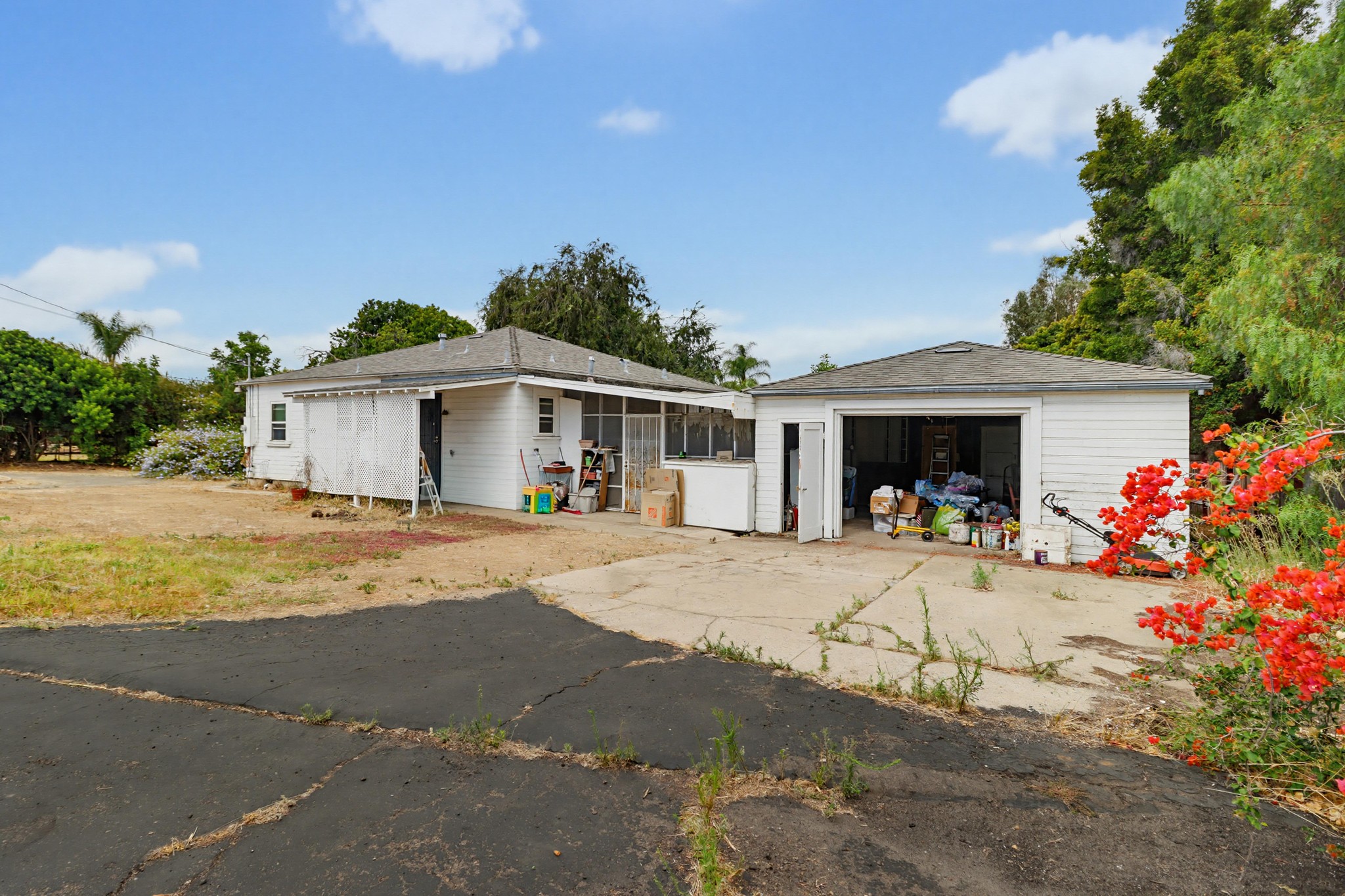 Virtual tour photo 36 of 56 for 7107 Suerich Ln