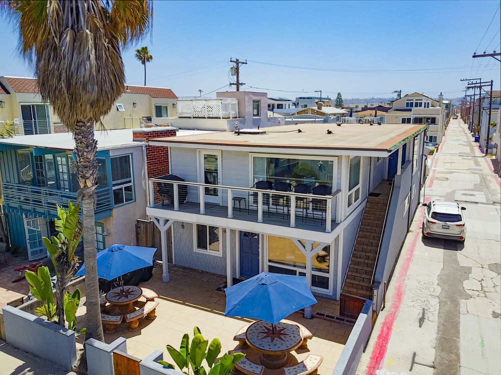 Virtual tour photo 1 of 18 for 711 Ensenada Ct