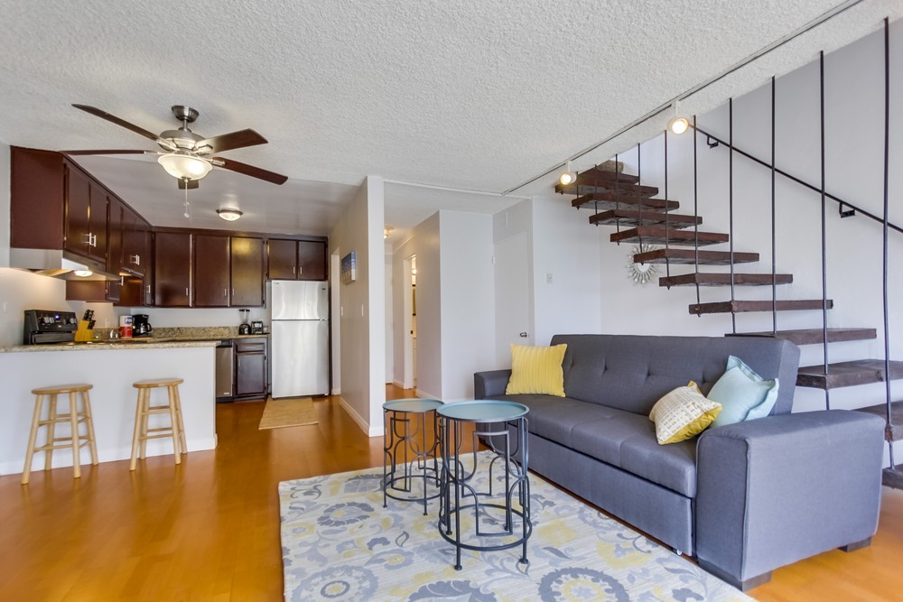 Virtual tour photo 6 of 23 for 711 Island Ct #3