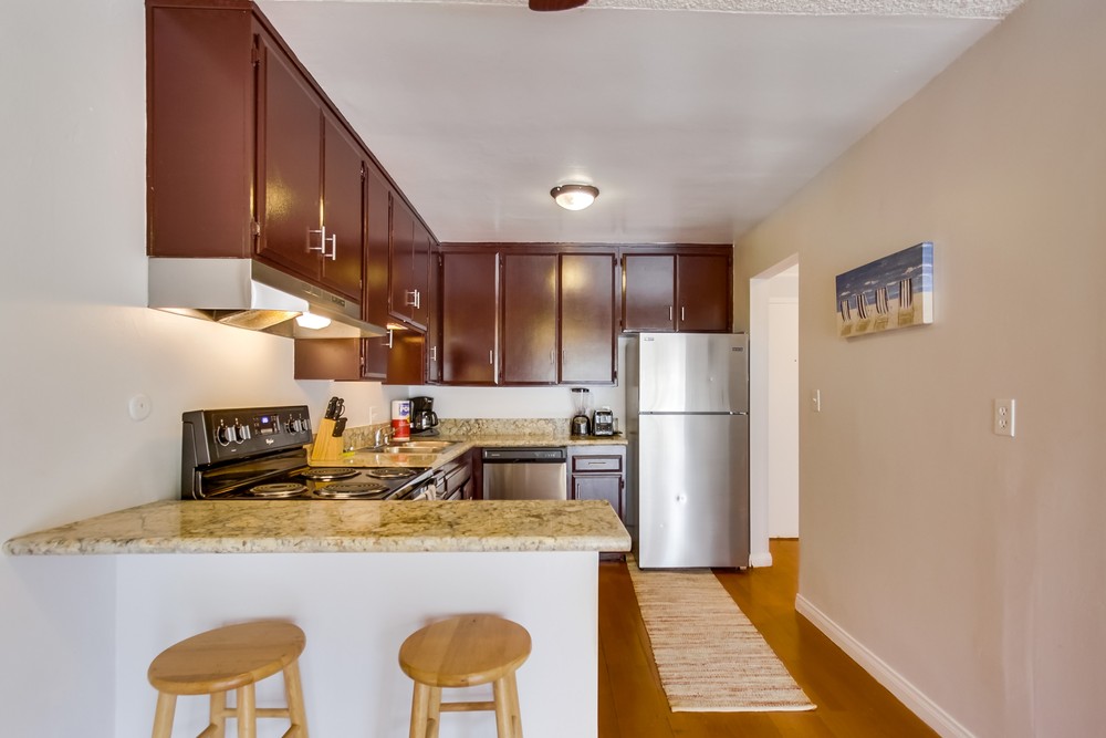 Virtual tour photo 8 of 23 for 711 Island Ct #3