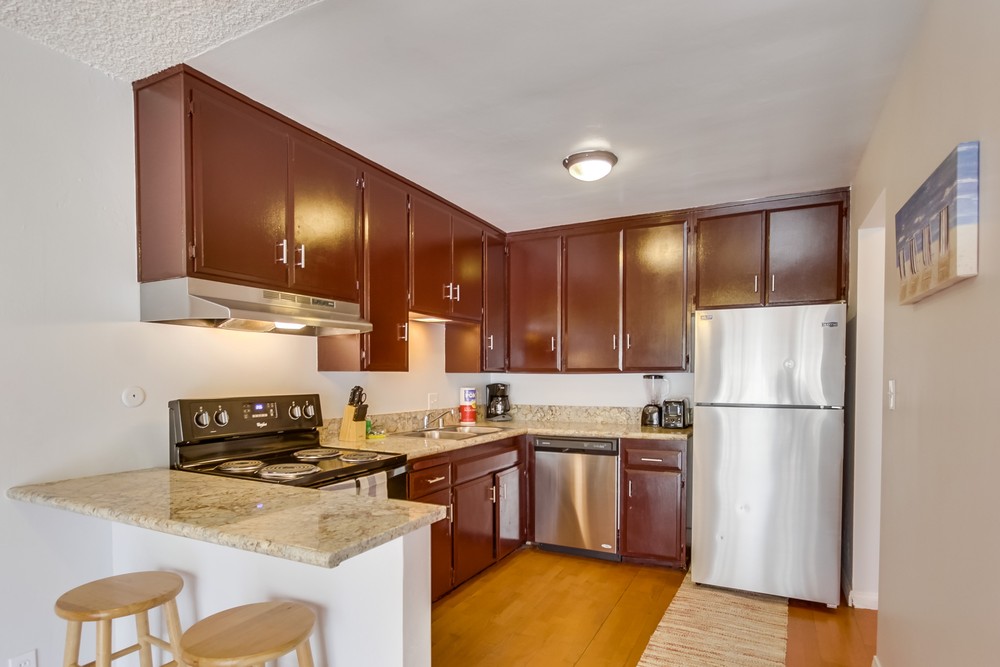 Virtual tour photo 9 of 23 for 711 Island Ct #3