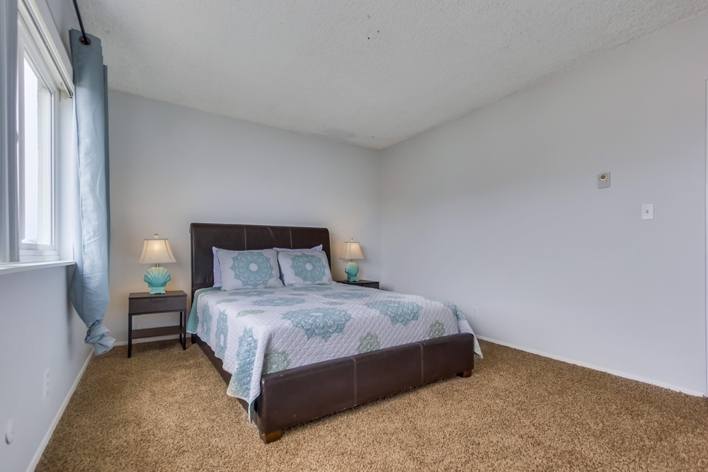 Virtual tour photo 14 of 23 for 711 Island Ct #3