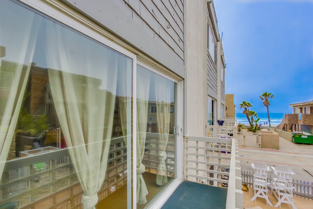 Virtual tour photo 17 of 23 for 711 Island Ct #3