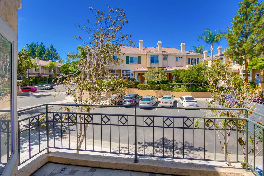 Virtual tour photo 8 of 48 for 7112 Calabria Ct B