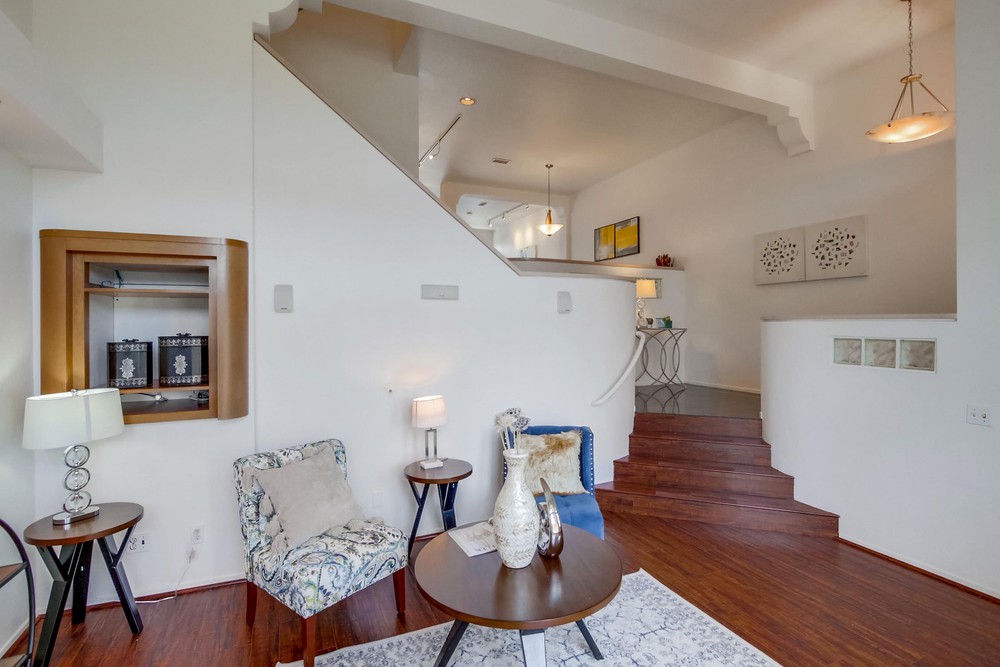 Virtual tour photo 14 of 48 for 7112 Calabria Ct B