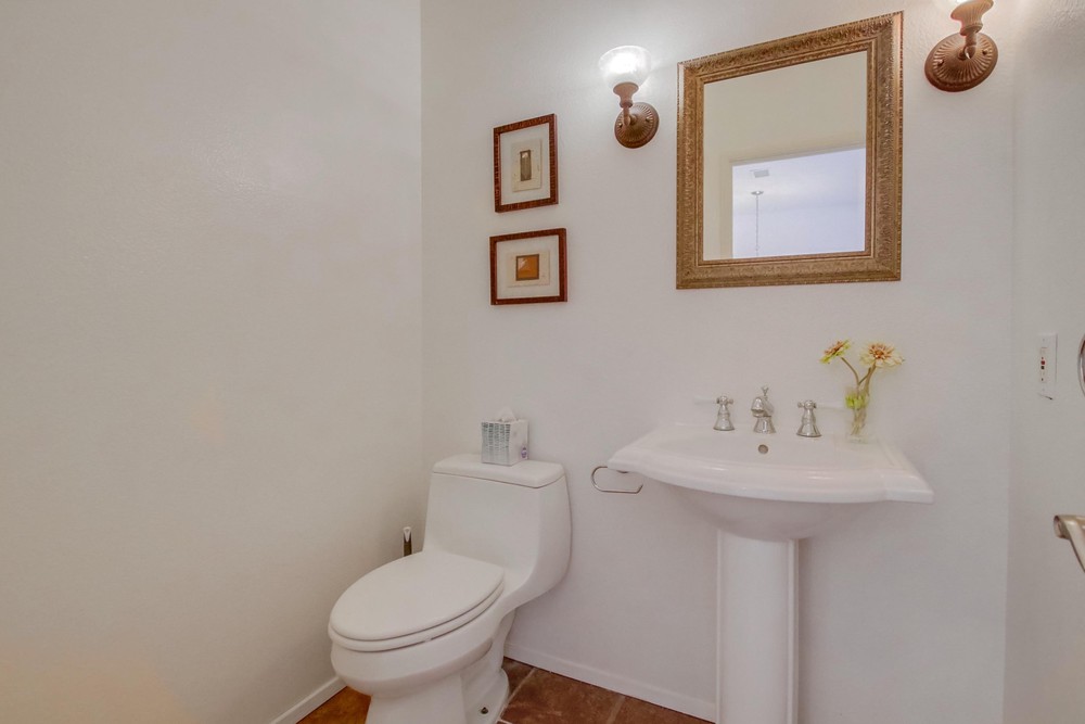 Virtual tour photo 25 of 48 for 7112 Calabria Ct B