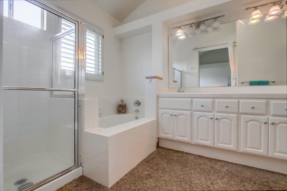 Virtual tour photo 32 of 48 for 7112 Calabria Ct B