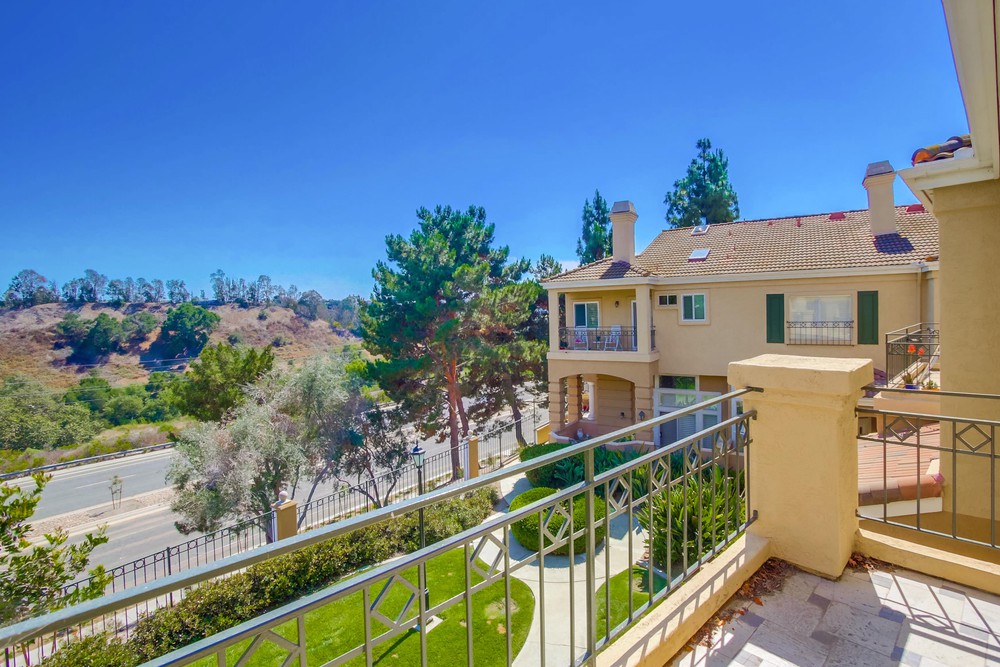Virtual tour photo 37 of 48 for 7112 Calabria Ct B
