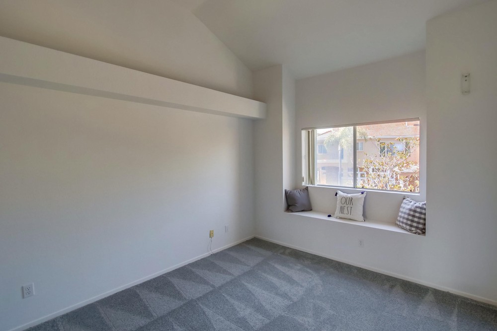 Virtual tour photo 38 of 48 for 7112 Calabria Ct B