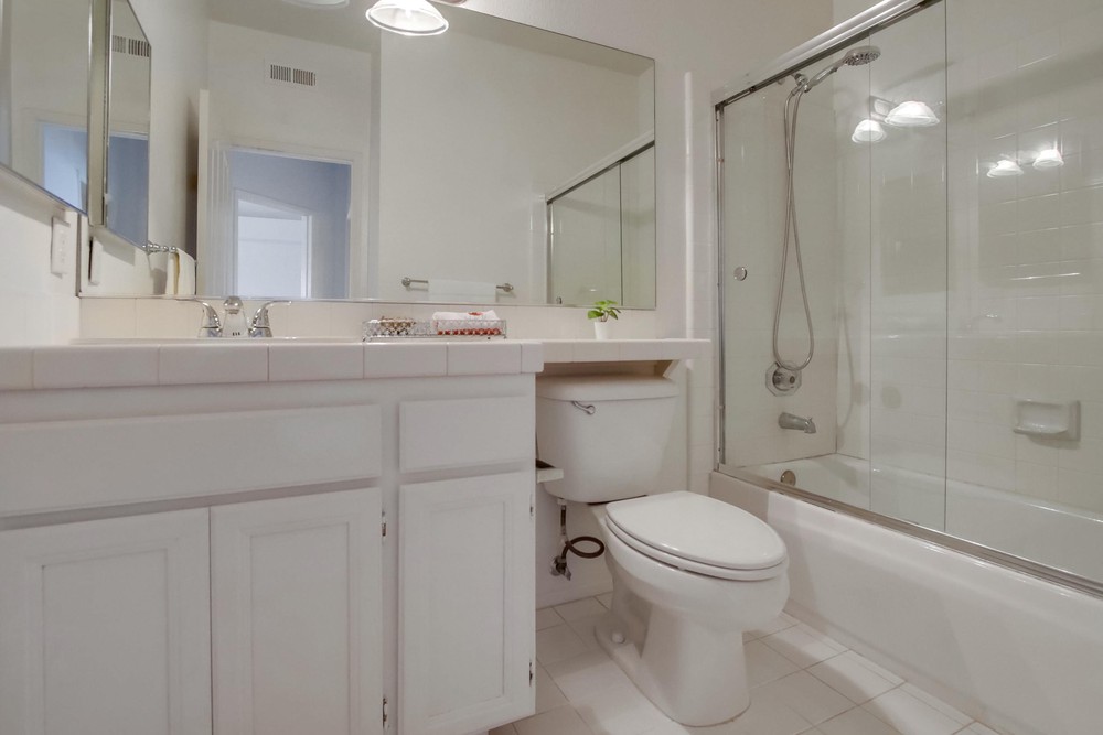 Virtual tour photo 40 of 48 for 7112 Calabria Ct B