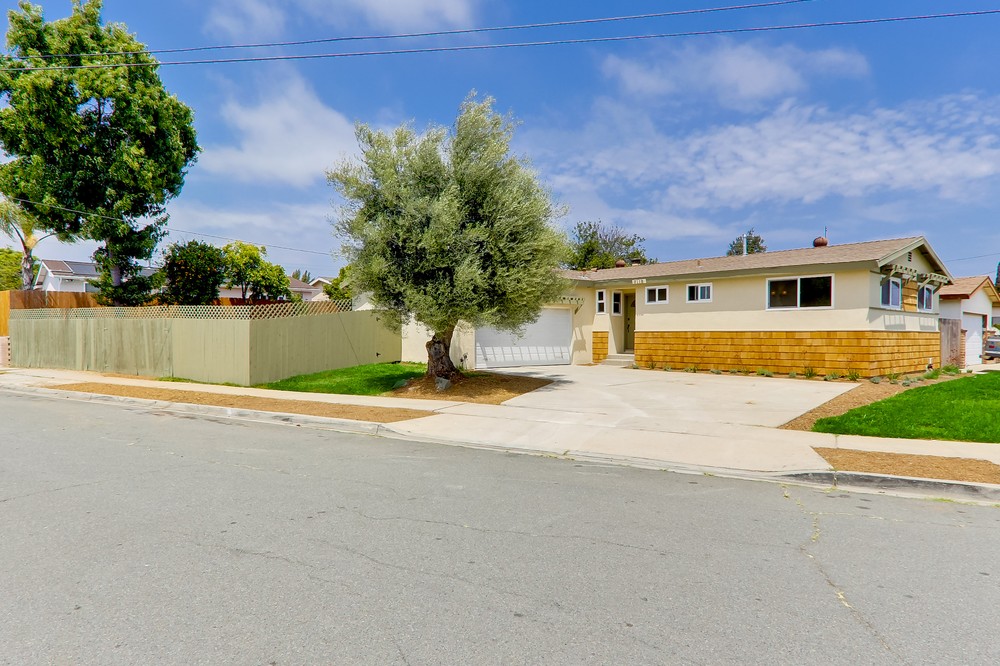 Virtual tour photo 5 of 38 for 7112 Malta St.