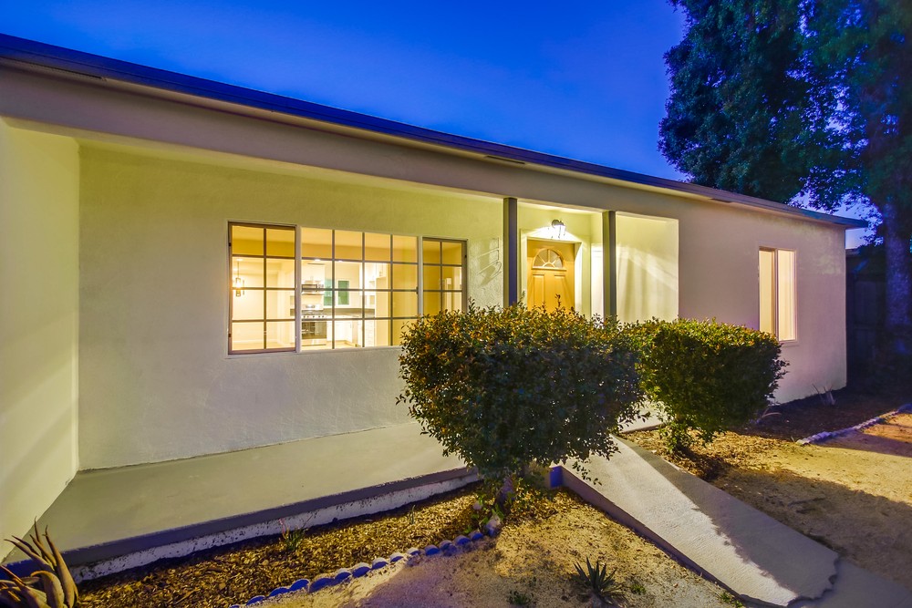 Virtual tour photo 6 of 77 for 712 Raven St