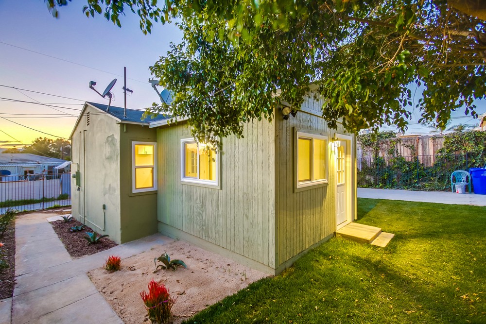 Virtual tour photo 16 of 77 for 712 Raven St