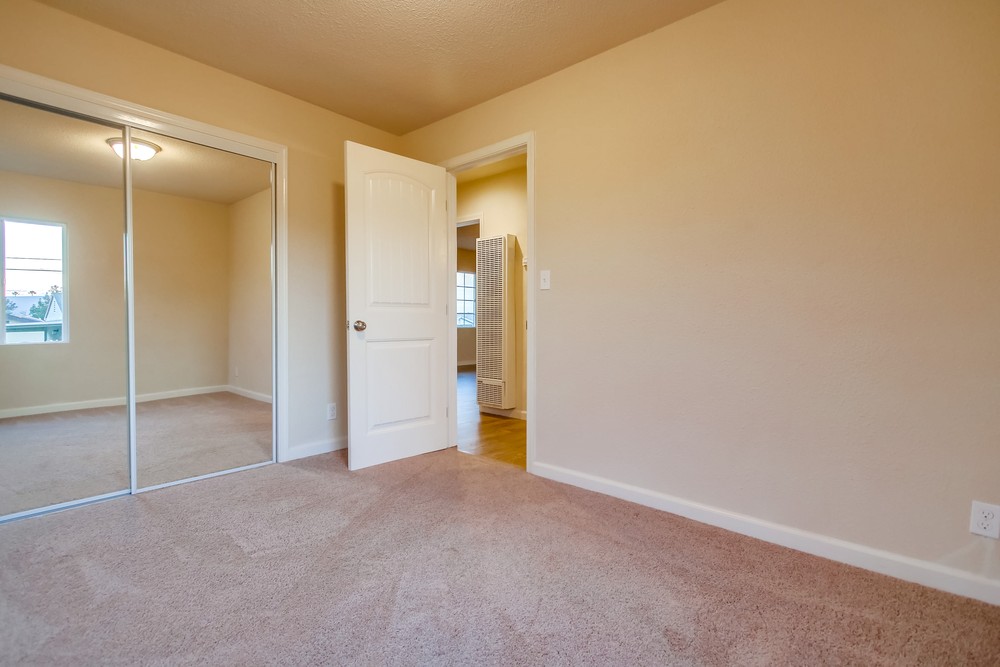 Virtual tour photo 37 of 77 for 712 Raven St