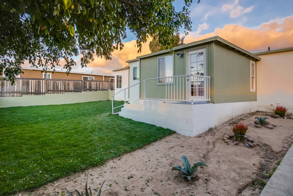 Virtual tour photo 40 of 77 for 712 Raven St