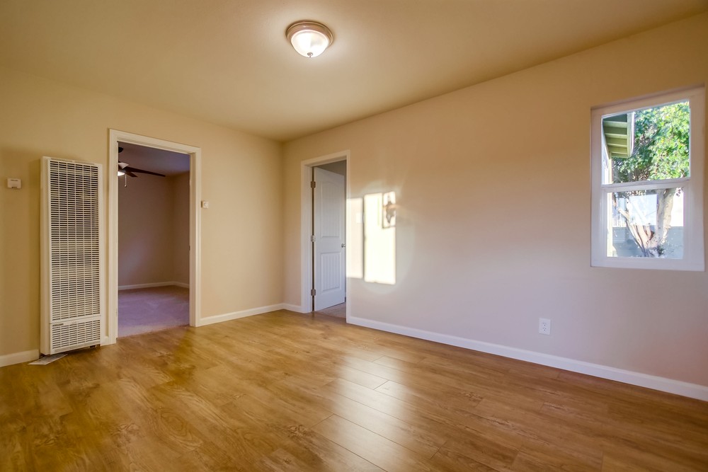 Virtual tour photo 43 of 77 for 712 Raven St