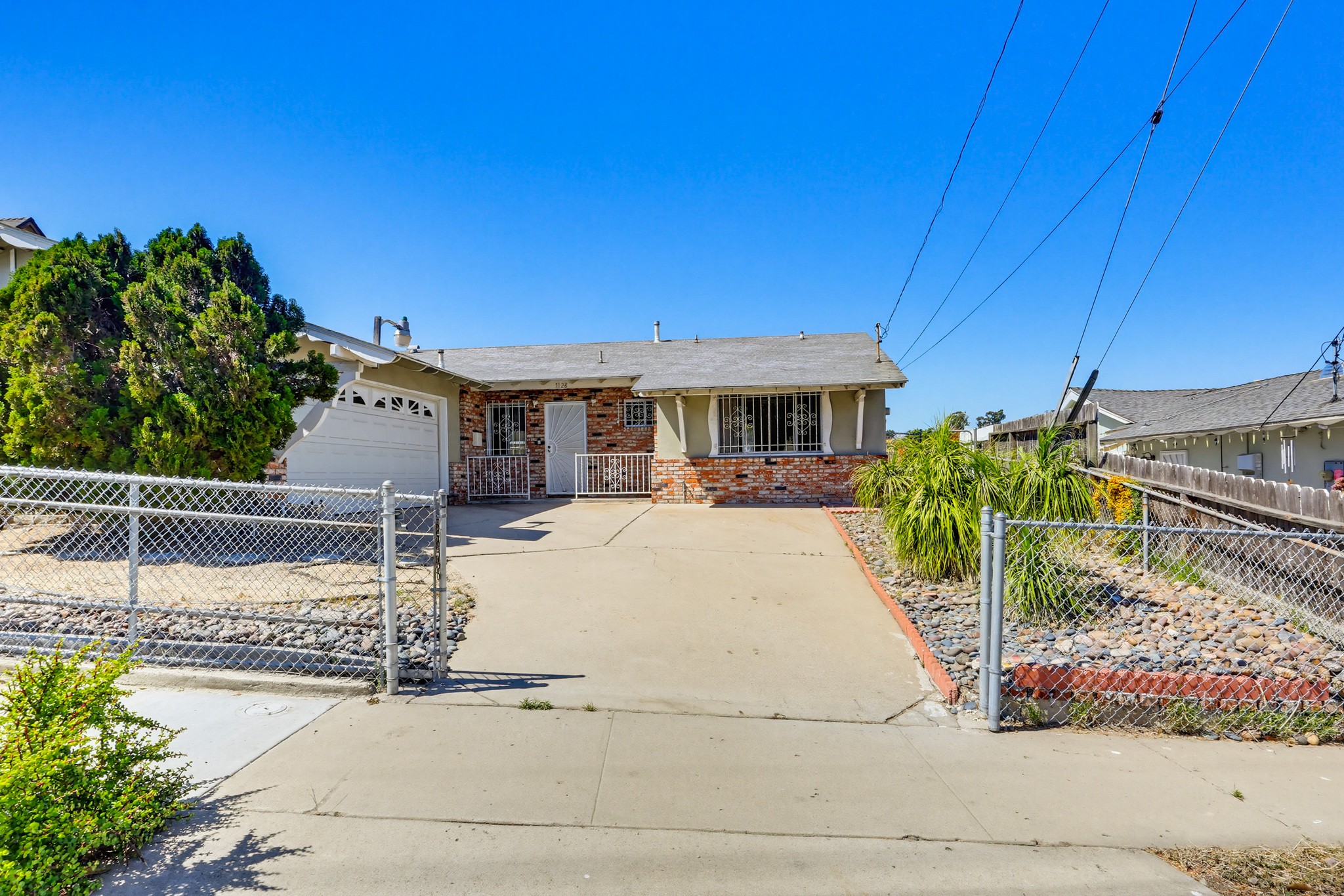 Virtual tour photo 5 of 65 for 7128 Jacmar Ave