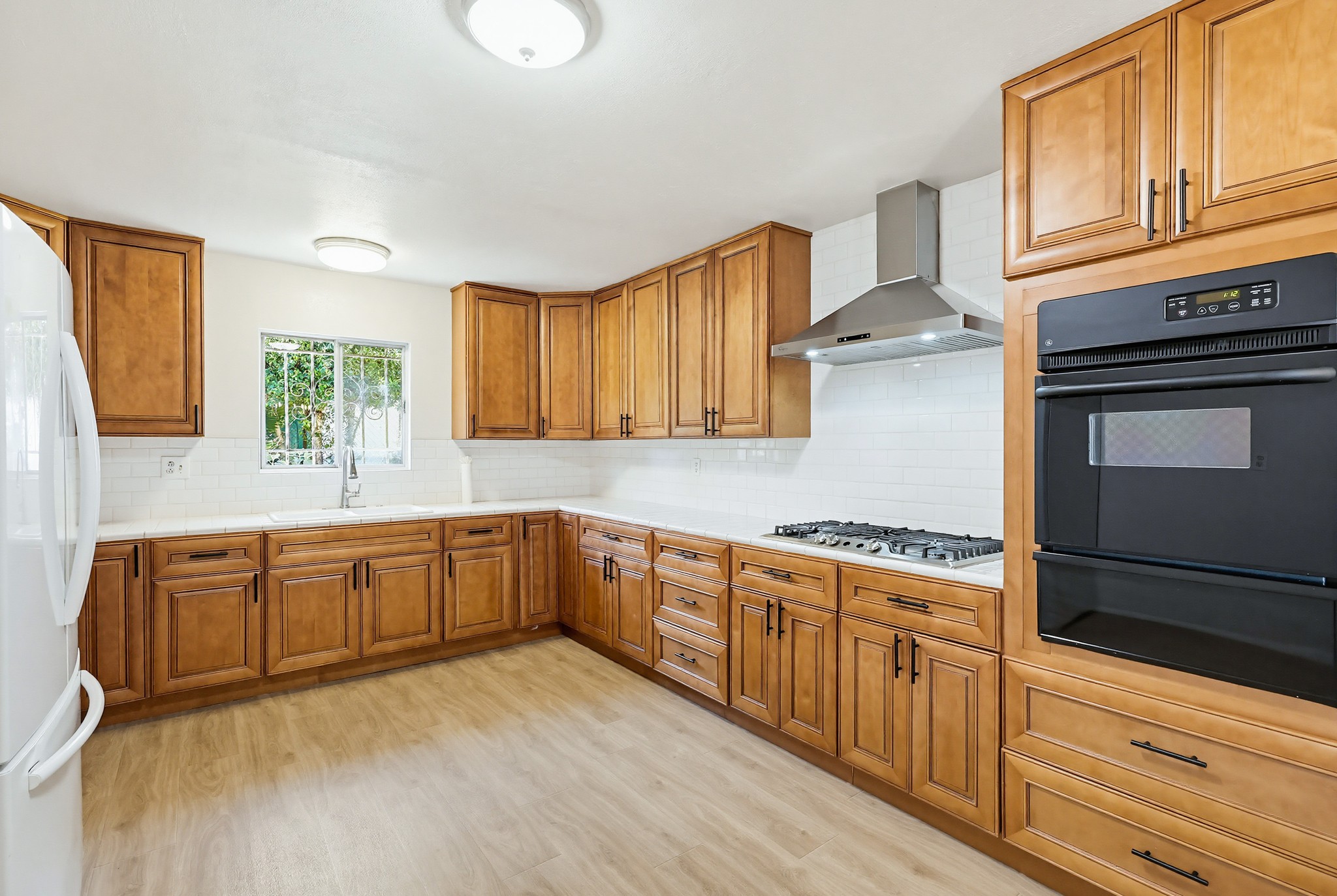 Virtual tour photo 23 of 65 for 7128 Jacmar Ave