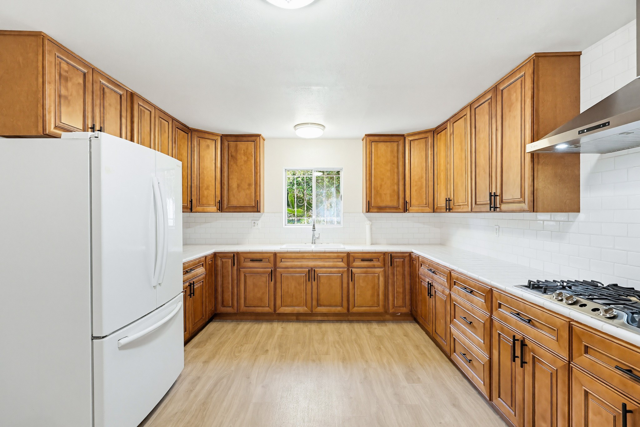 Virtual tour photo 24 of 65 for 7128 Jacmar Ave