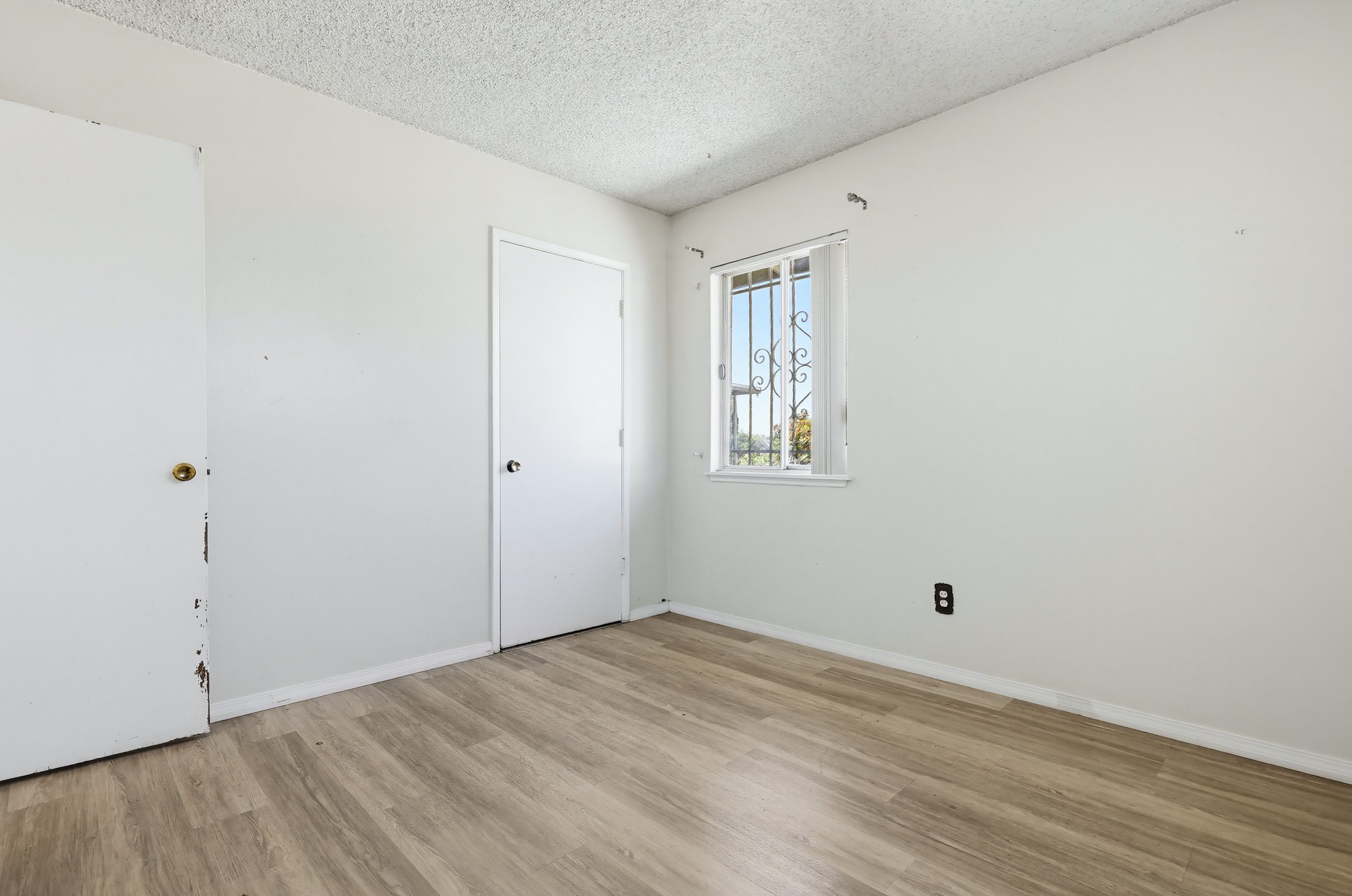 Virtual tour photo 36 of 65 for 7128 Jacmar Ave