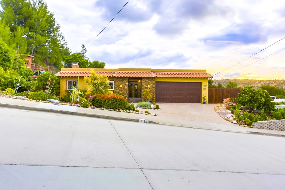 Virtual tour photo 68 of 102 for 7128 Lewison Dr