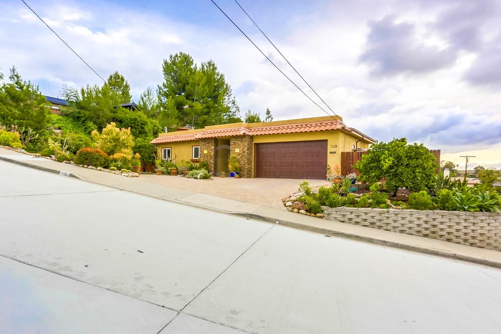 Virtual tour photo 73 of 102 for 7128 Lewison Dr