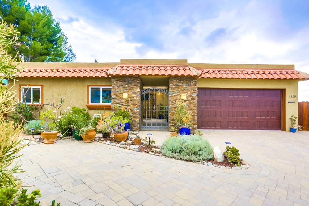 Virtual tour photo 78 of 102 for 7128 Lewison Dr