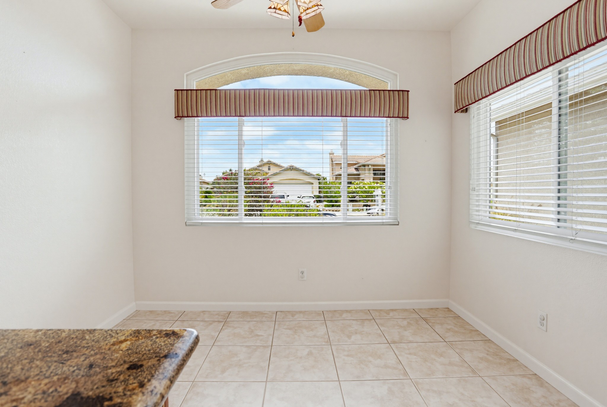 Virtual tour photo 12 of 39 for 713 Bel Air Dr W