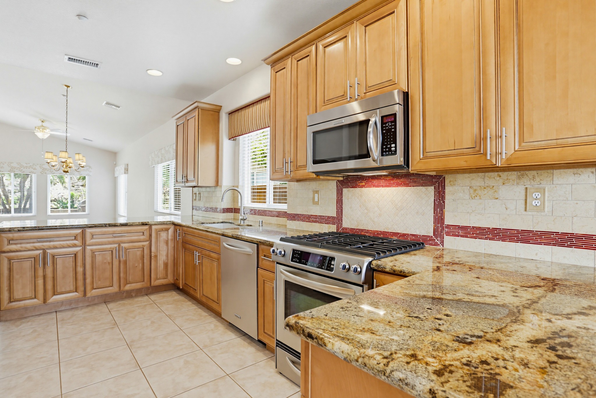 Virtual tour photo 15 of 39 for 713 Bel Air Dr W