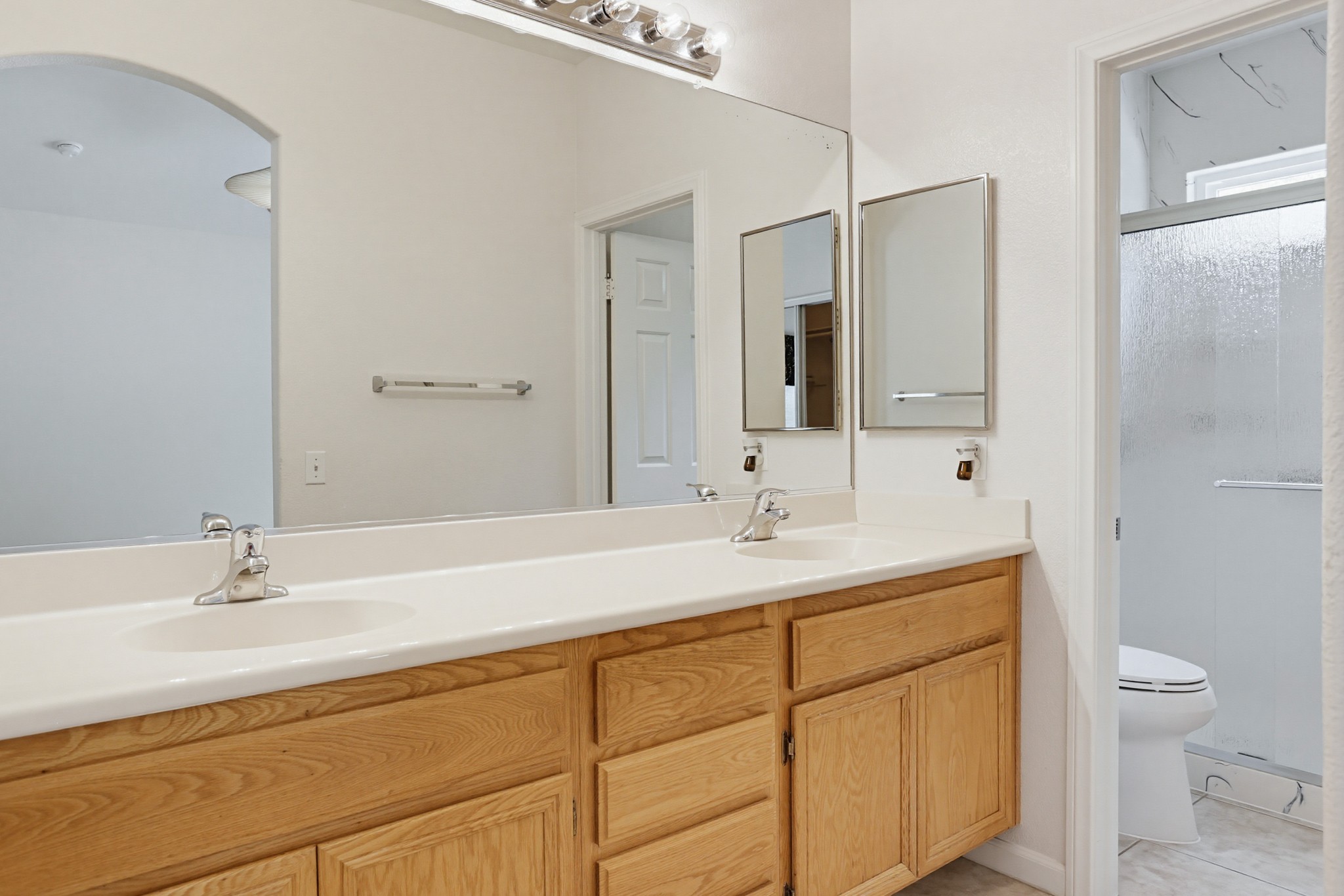 Virtual tour photo 22 of 39 for 713 Bel Air Dr W