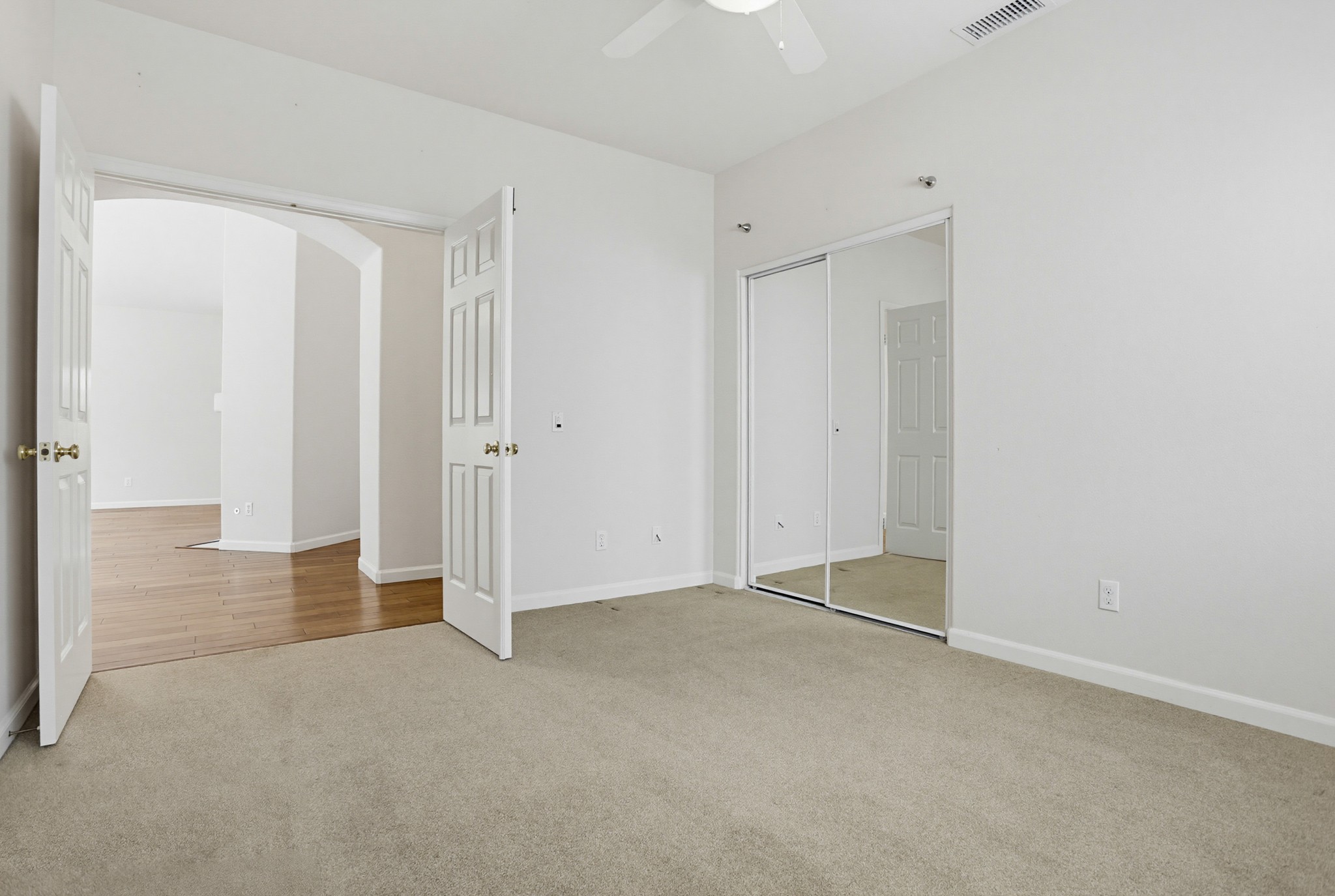 Virtual tour photo 26 of 39 for 713 Bel Air Dr W