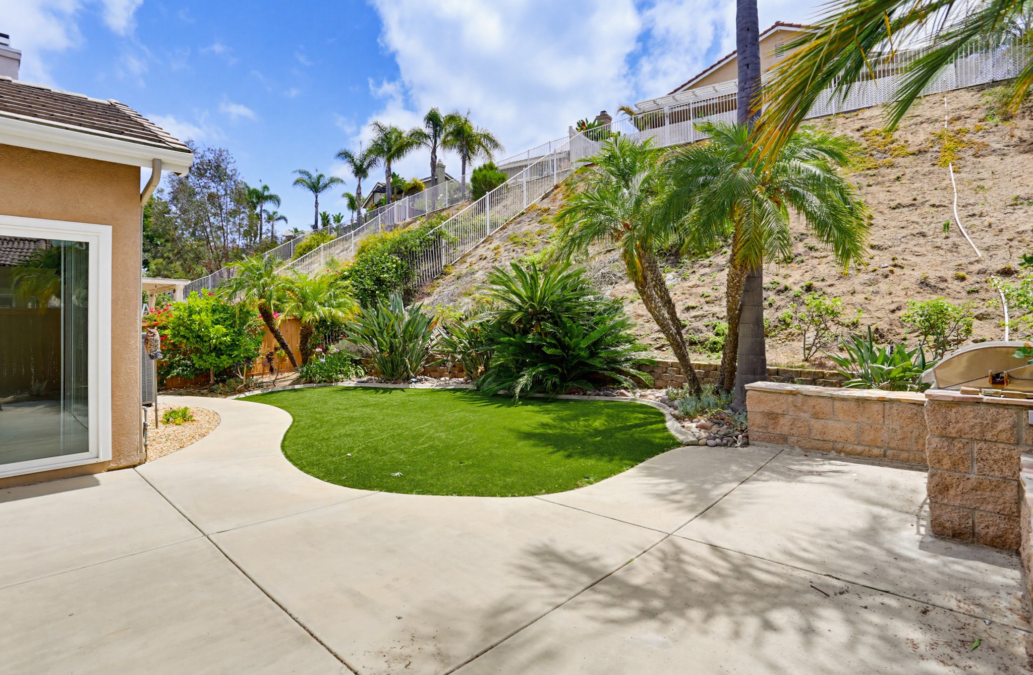 Virtual tour photo 35 of 39 for 713 Bel Air Dr W