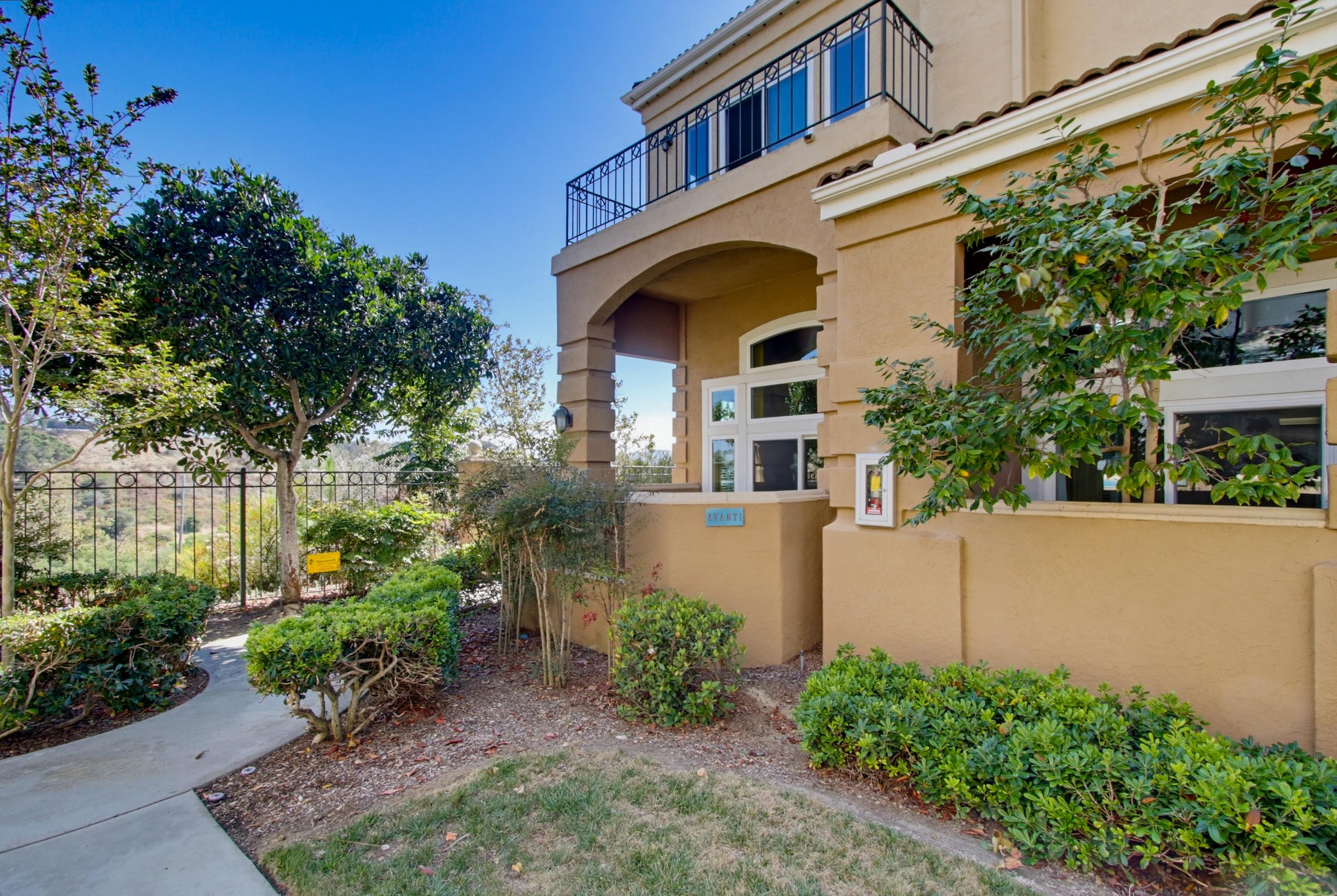Virtual tour photo 3 of 65 for 7130 Calabria Ct Unit E