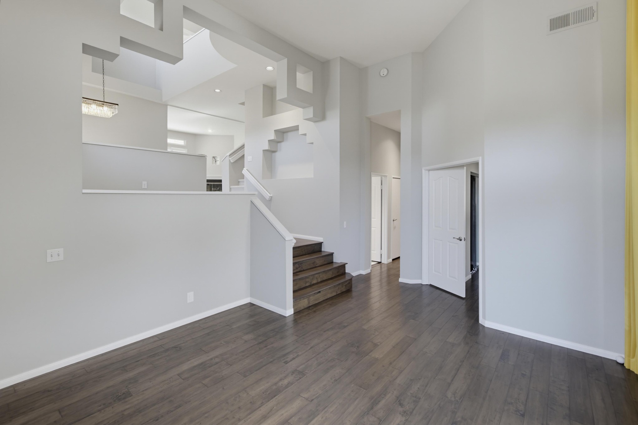 Virtual tour photo 11 of 65 for 7130 Calabria Ct Unit E