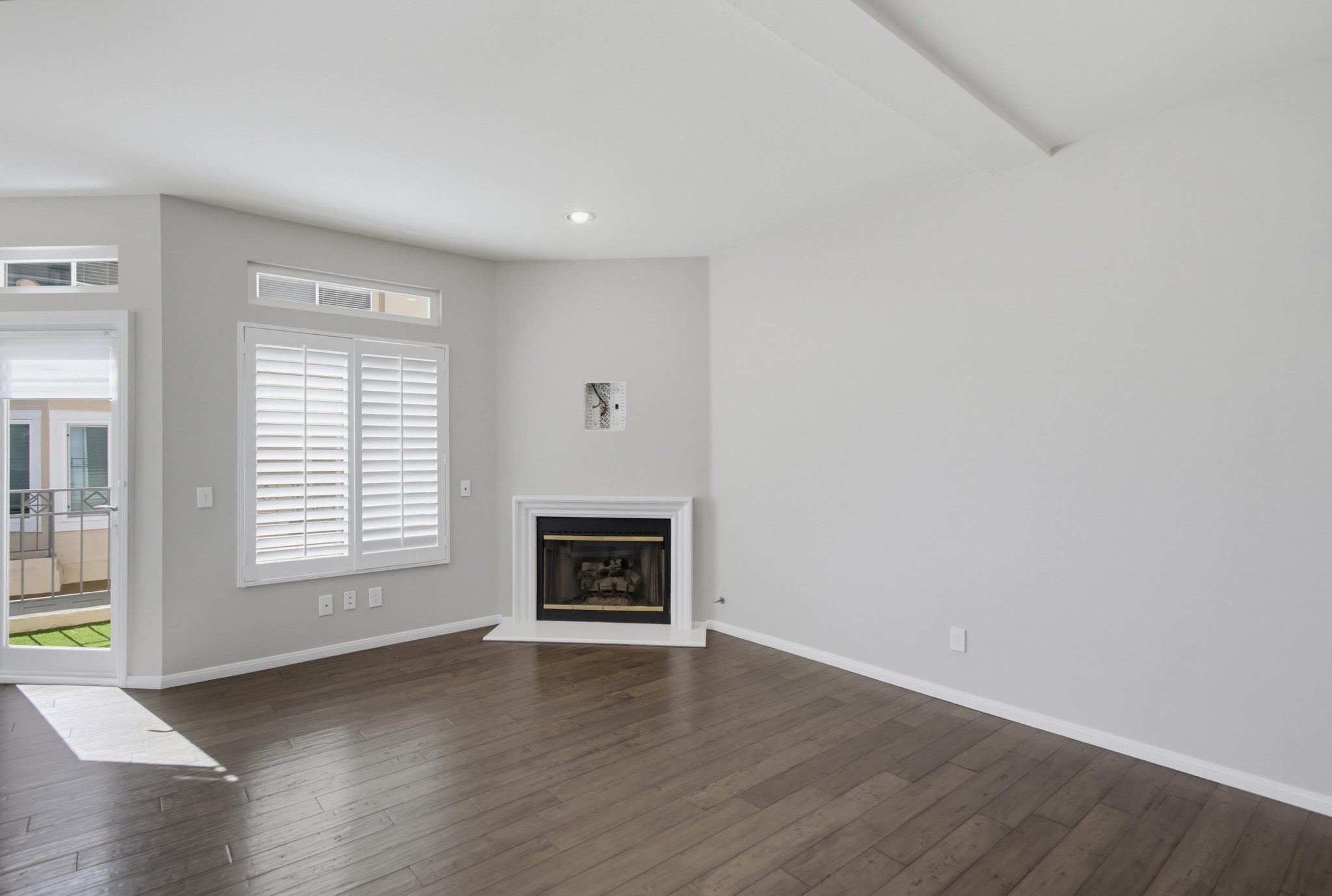 Virtual tour photo 19 of 65 for 7130 Calabria Ct Unit E