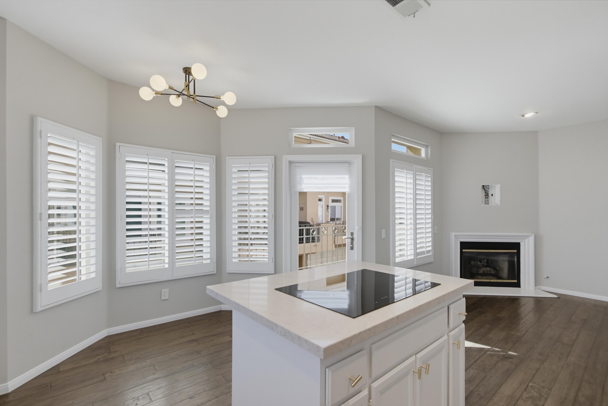 Virtual tour photo 26 of 65 for 7130 Calabria Ct Unit E