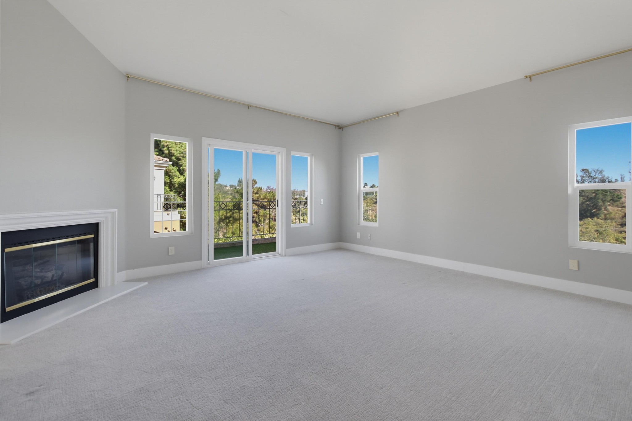 Virtual tour photo 38 of 65 for 7130 Calabria Ct Unit E