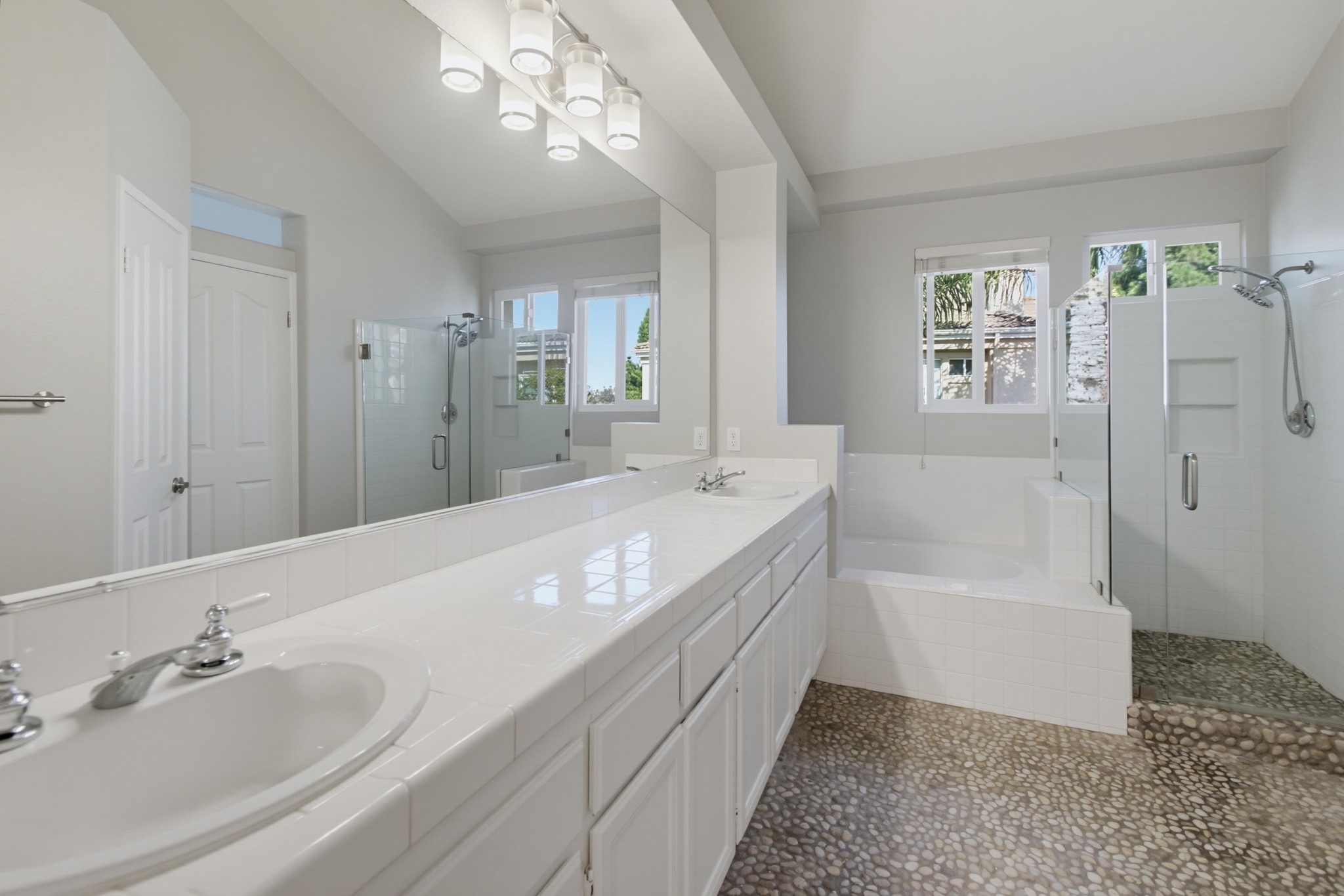 Virtual tour photo 43 of 65 for 7130 Calabria Ct Unit E