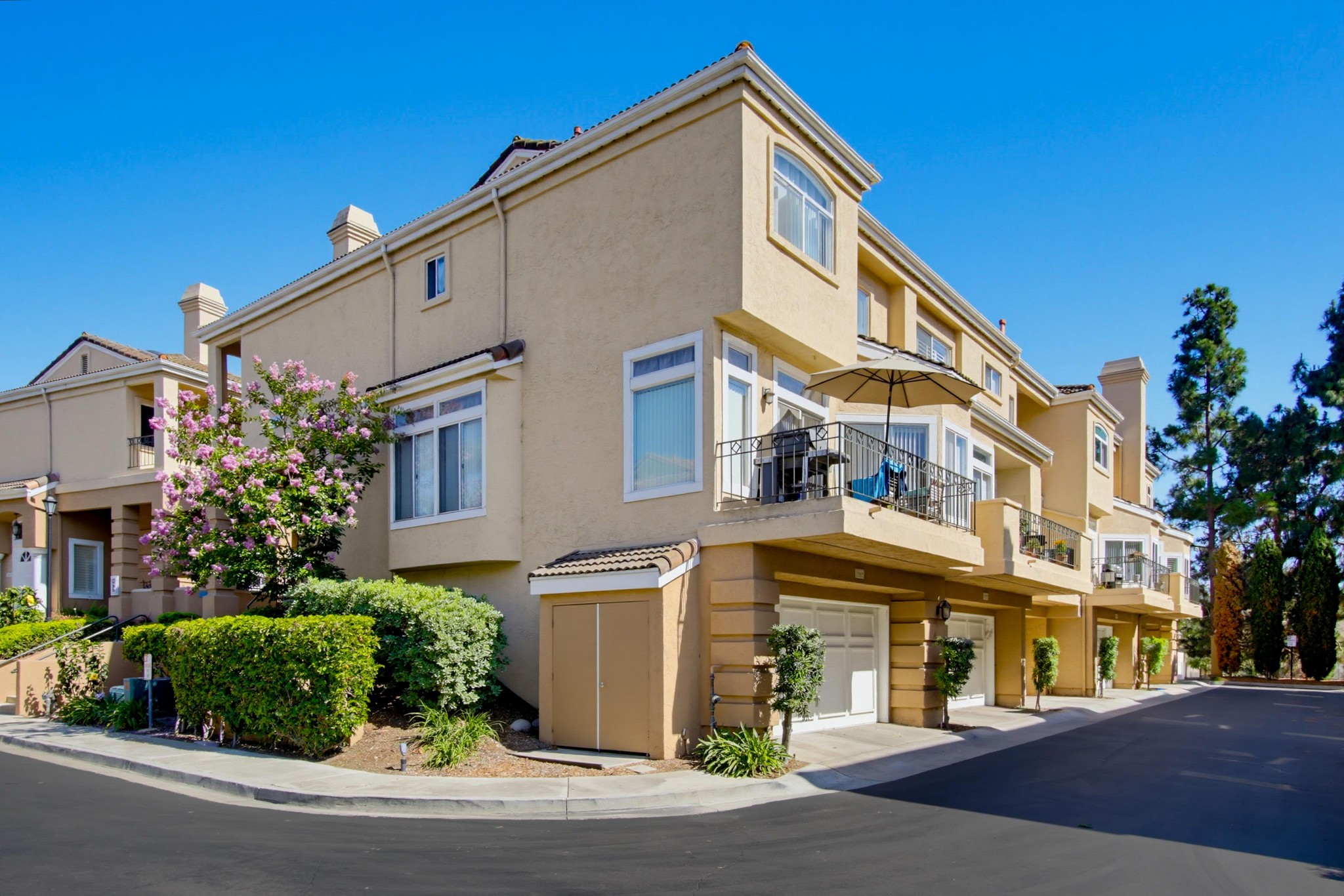 Virtual tour photo 64 of 65 for 7130 Calabria Ct Unit E