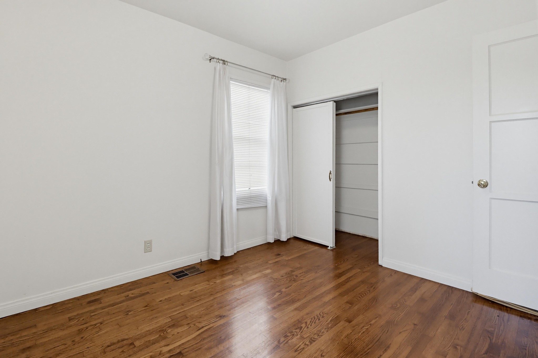 Virtual tour photo 43 of 77 for 7134 Hybeth Dr