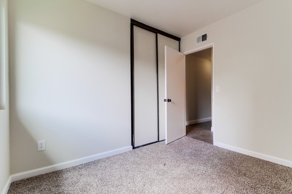 Virtual tour photo 24 of 36 for 7138 Bullock Dr