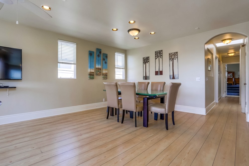 Virtual tour photo 11 of 38 for 714 Kingston Ct