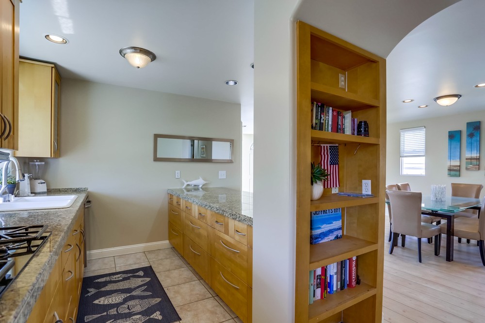 Virtual tour photo 17 of 38 for 714 Kingston Ct