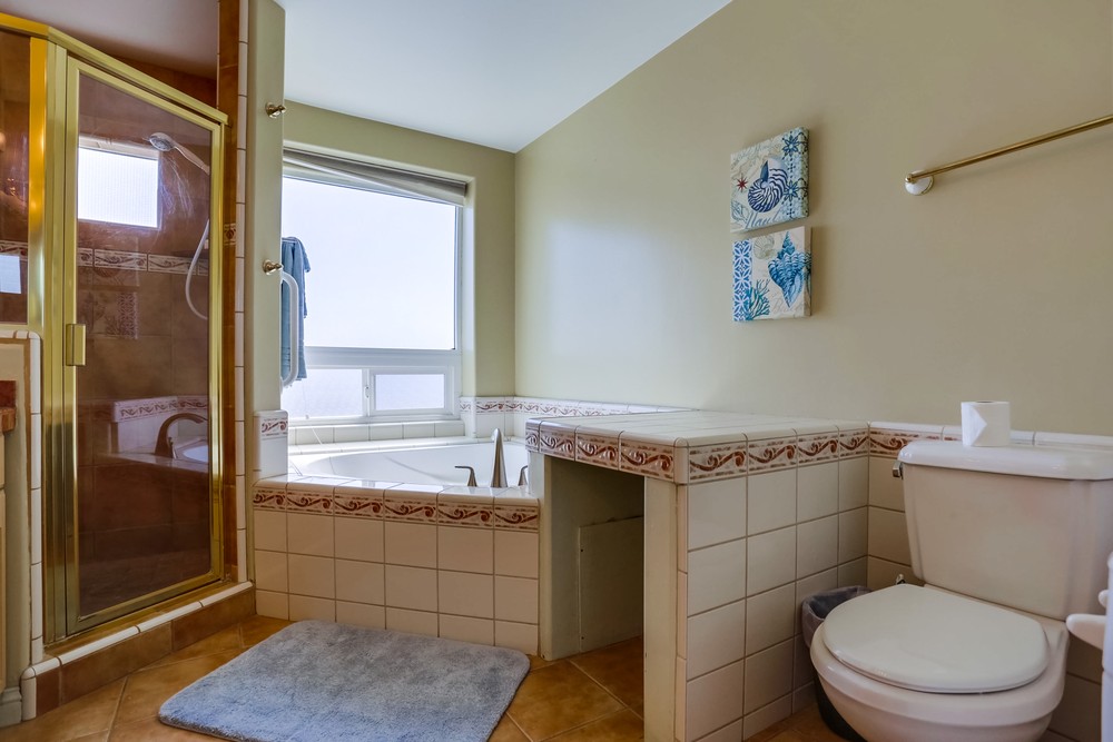 Virtual tour photo 24 of 38 for 714 Kingston Ct