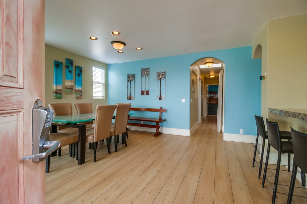 Virtual tour photo 9 of 54 for 714 Kingston Ct