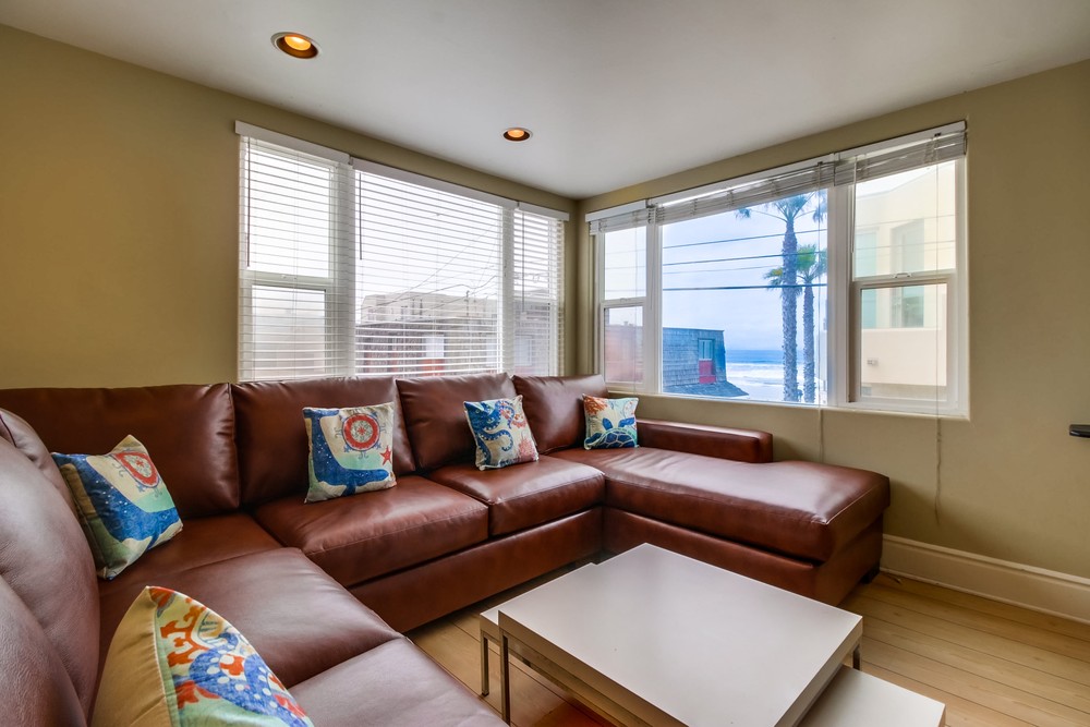 Virtual tour photo 10 of 54 for 714 Kingston Ct
