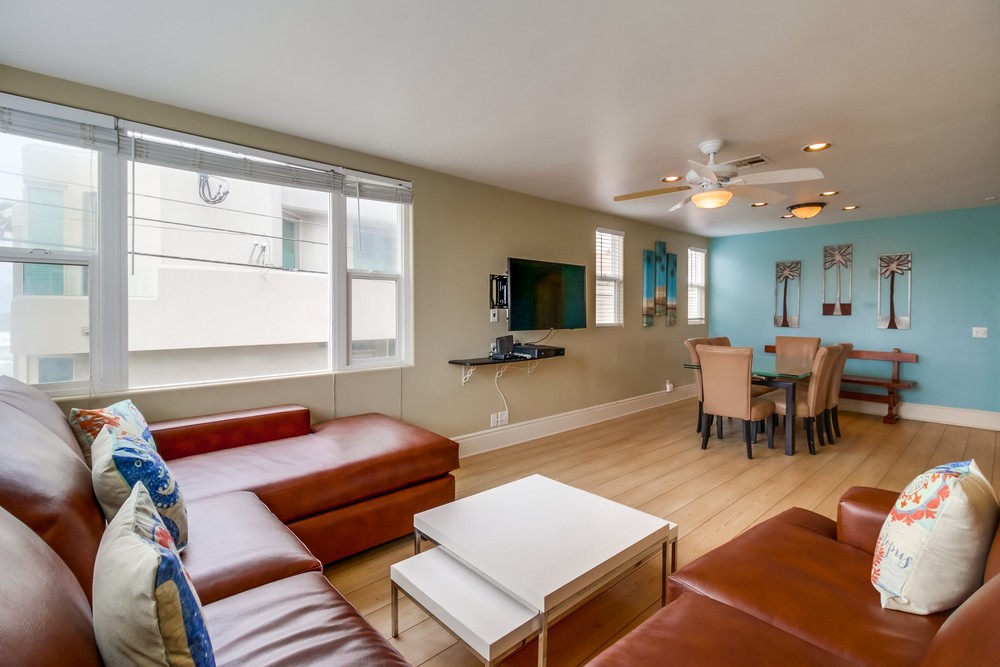 Virtual tour photo 12 of 54 for 714 Kingston Ct