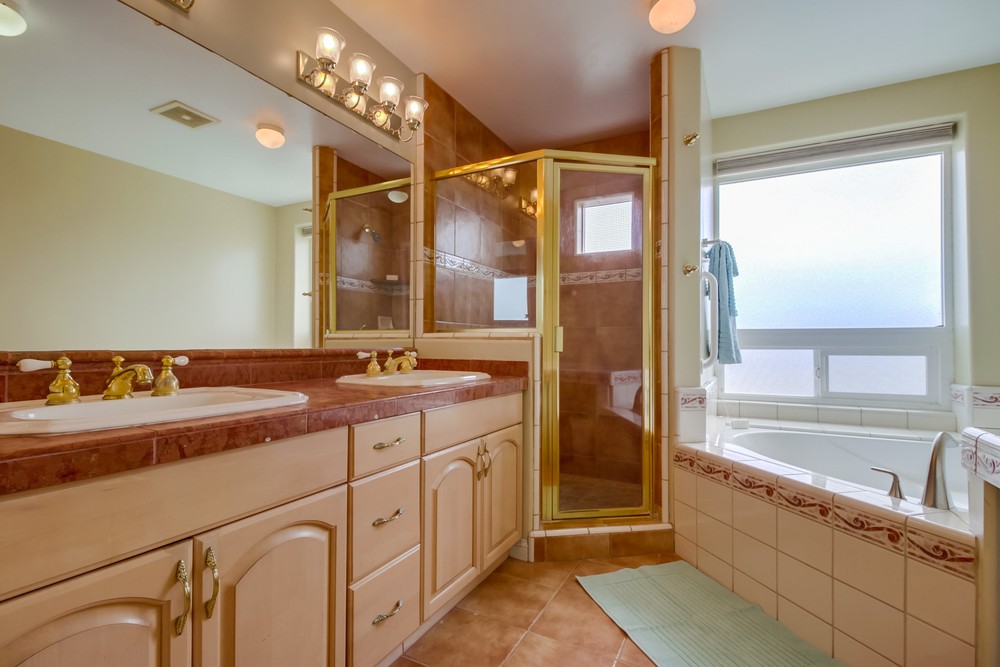 Virtual tour photo 26 of 54 for 714 Kingston Ct