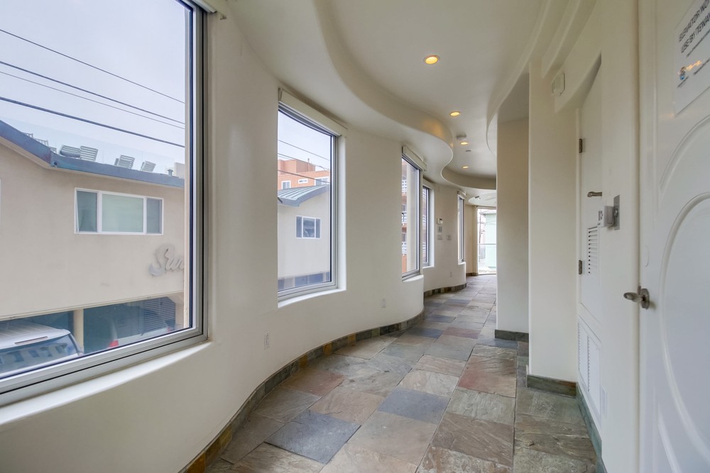 Virtual tour photo 5 of 48 for 714 Lido Ct